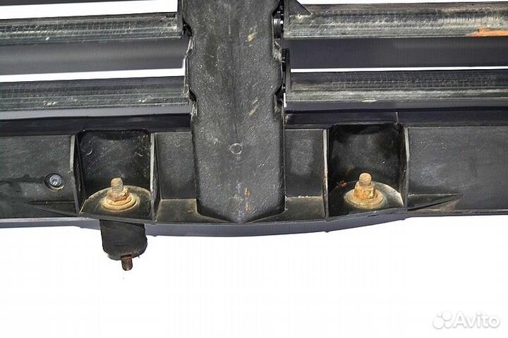 Решетка радиатора / Другие части mercedes-benz Act