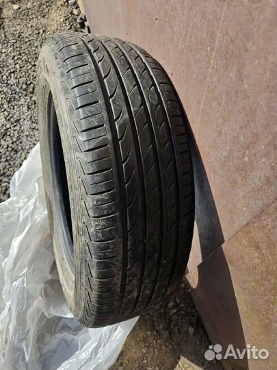 Delinte DH2 205/65 R16 99V