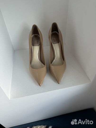 Туфли лодочки бежевые 37 Dior