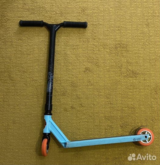 Трюковой самокат oxelo