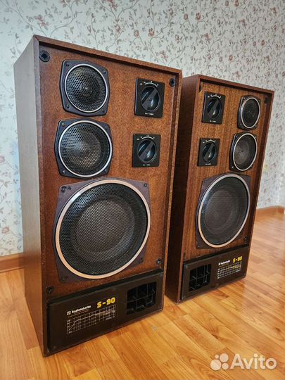 Радиотехника S90 зеркальные