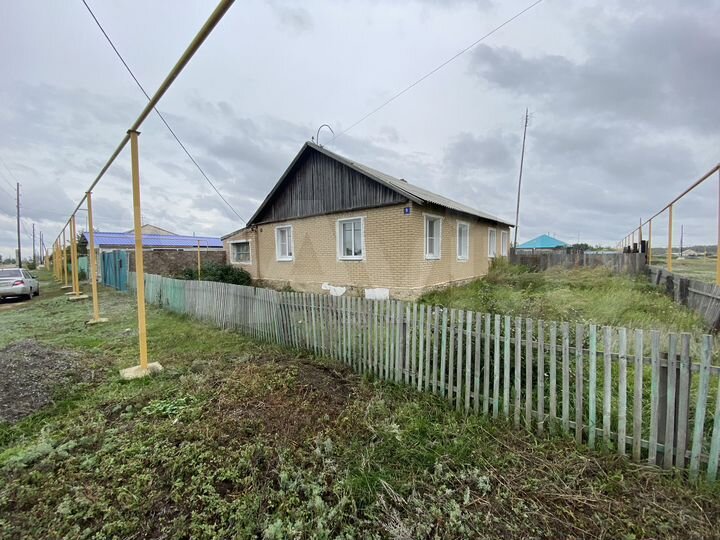 Дом 100 м² на участке 14 сот.