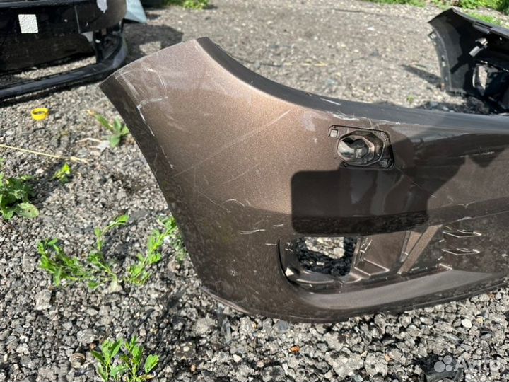 Бампер передний Volkswagen Touareg NF 2010-2018