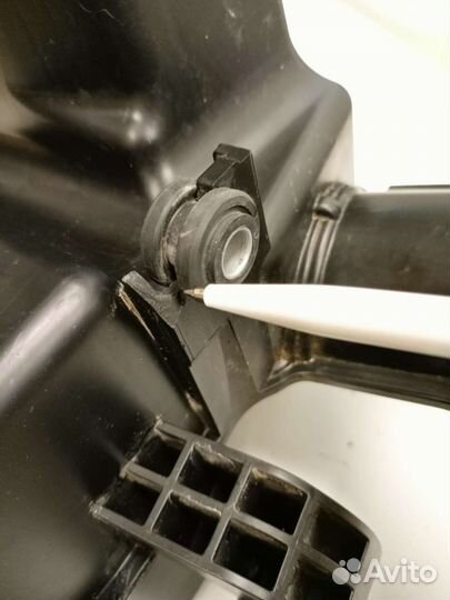 Резонатор воздушного фильтра оригинал KIA RIO 4