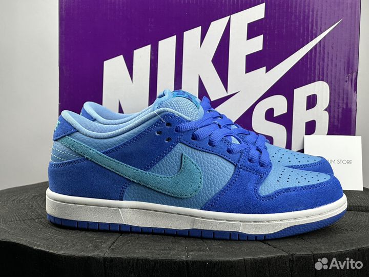 Кроссовки Nike Dunk Low SB Raspberry