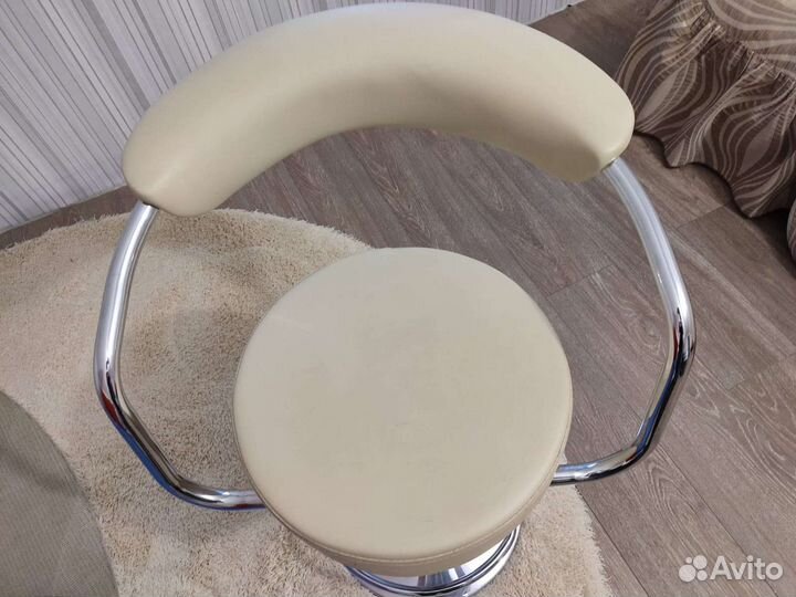 Стул барный