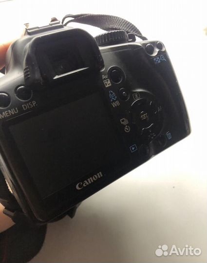 Зеркальный фотоаппарат Canon 1000d