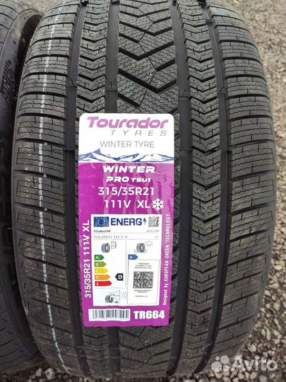 Tourador Winter Pro TSU1 285/40 R21 109V