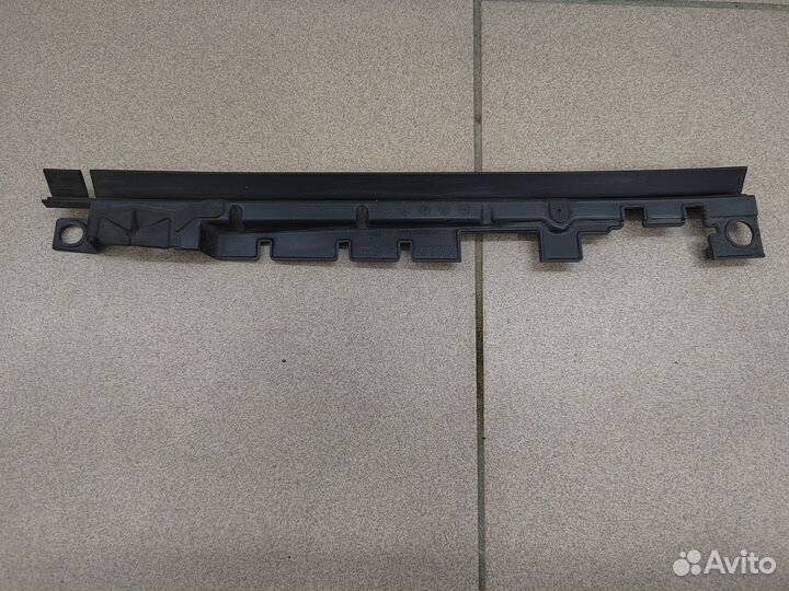 Воздуховод радиатора Audi A4 B9 8W 8W0121292B