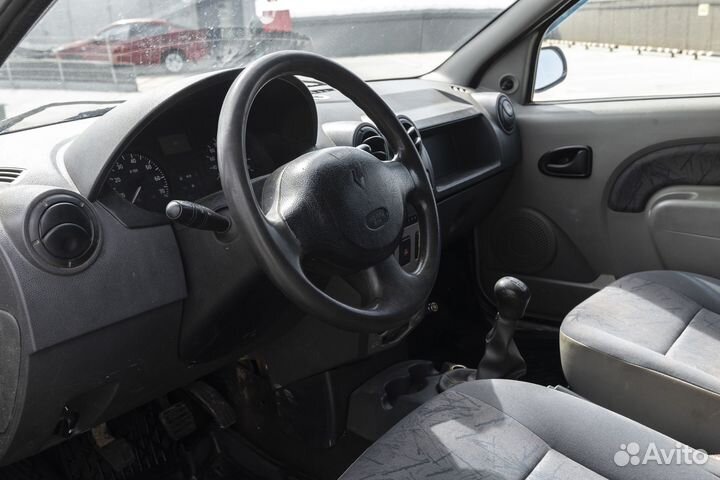 Renault Logan 1.6 МТ, 2006, 196 000 км