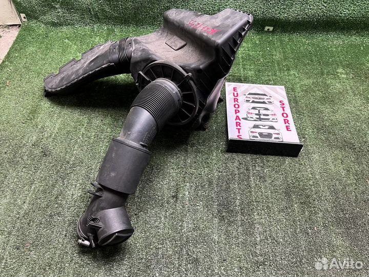 Корпус воздушного фильтра на Audi A6 (C7), 4G5