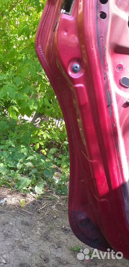 Дверь Renault logan 21b