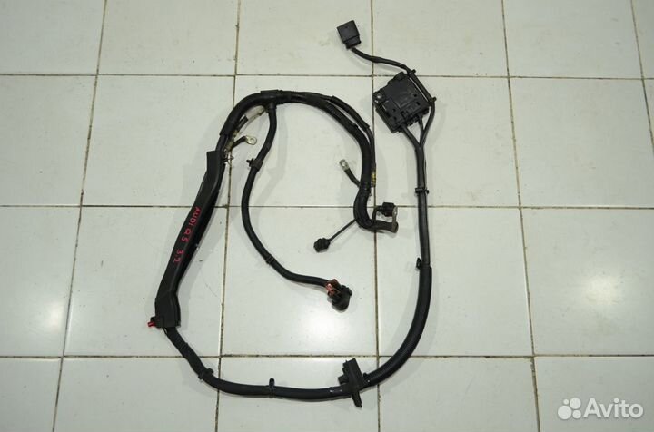 Проводка двигателя Audi Q5 8R 3.2 2010