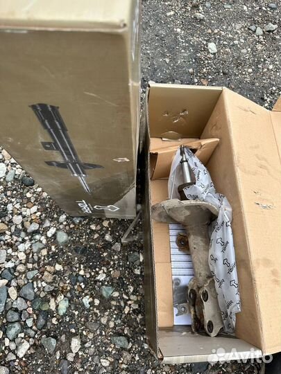 Стойки передние kia rio 2 2009-11