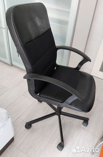 Рабочее кресло IKEA renberget