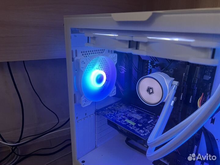 Корпусные вентиляторы 120мм Cougar CR140-W