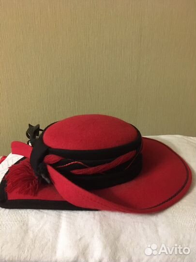 Шляпа фетровая женская