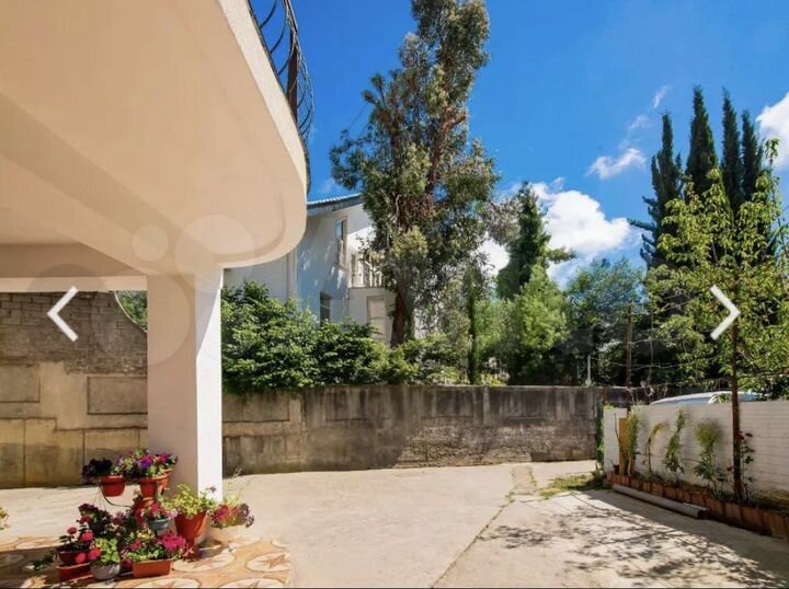 Дом 500 м² на участке 6 сот.