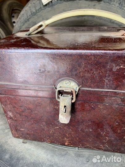 Старинный аппарат