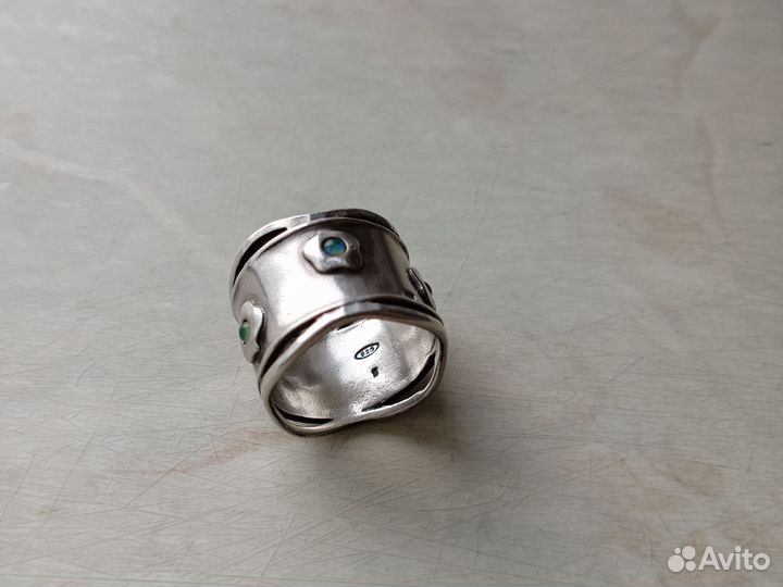 Кольцо серебряное с опалом