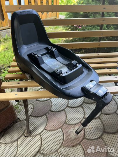 База maxi cosi family fix