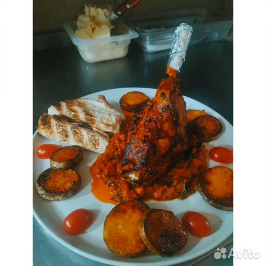 Шеф повар, повар мангальщик, горячий цех