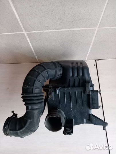 Корпус воздушного фильтра на киа сид 2011г