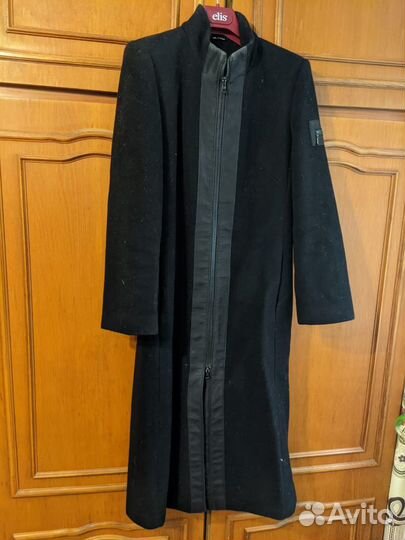 Пальто чёрное