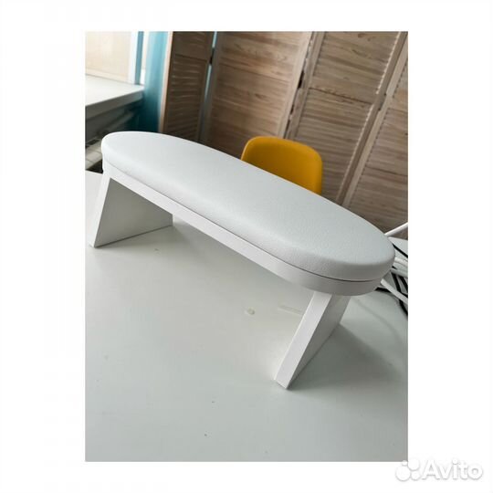 Аппарат для маникюра и педикюра