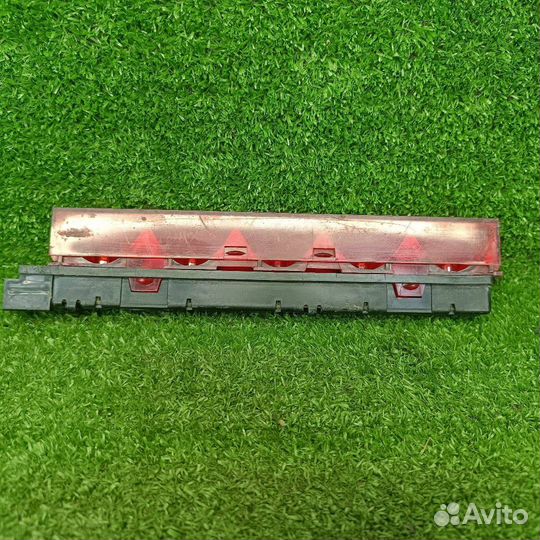 Дополнительный стоп-сигнал Ford Mondeo 3 рест