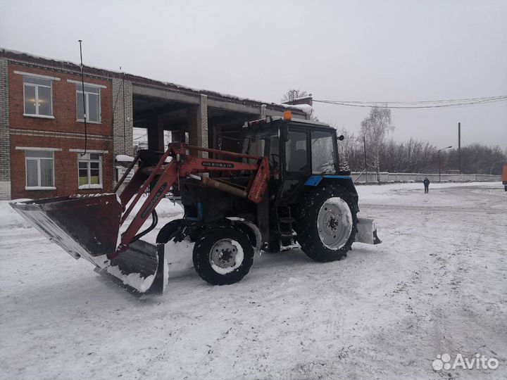 Погрущик, Услуги мтз, чистка снега