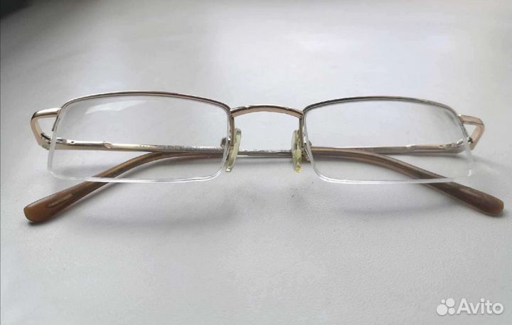Очки с диоптриями - 2.5