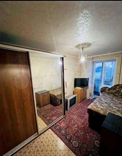 2-к. квартира, 49 м², 4/10 эт.