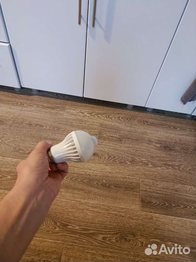 Лампа светодиодная