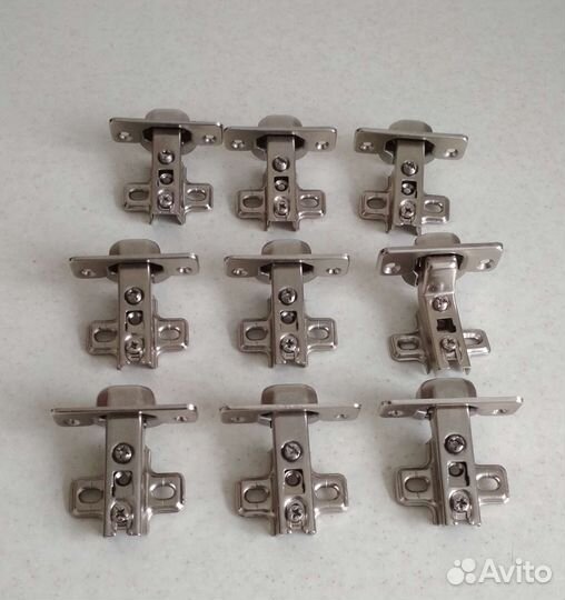 Петли для мебельных дверей