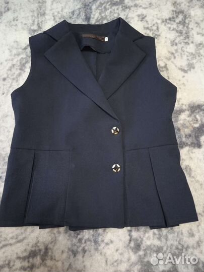 Жилетка для девочки школьная размер 34