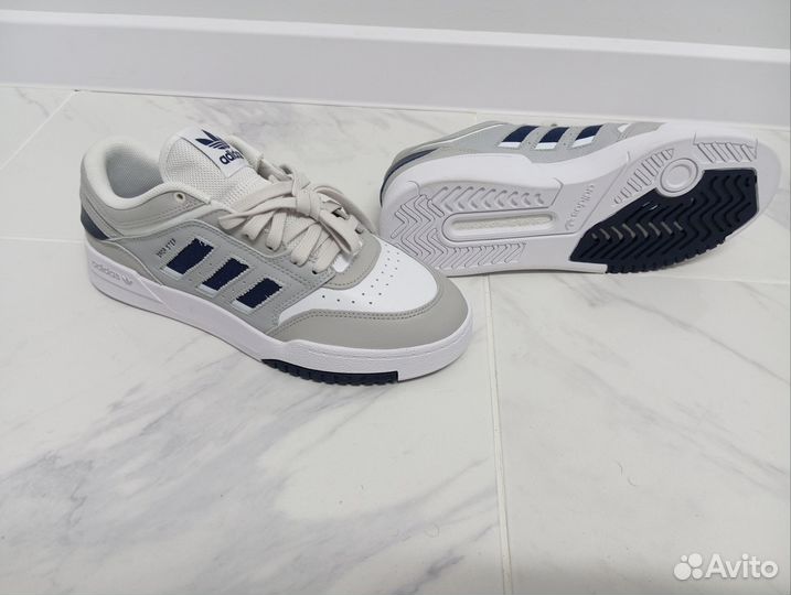 Кроссовки мужские 43 размера adidas оригинал