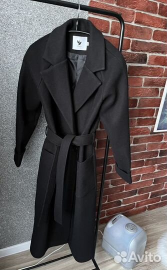 Пальто женское длинное демисезонное 42р