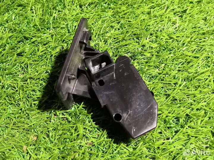 Концевик крышки багажника Audi A4 b5