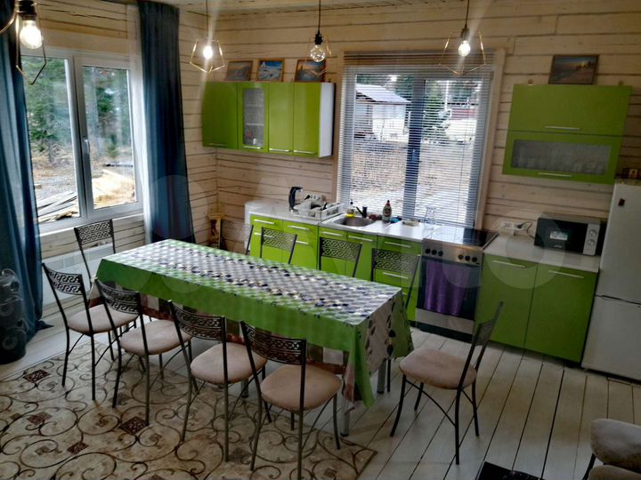 Коттедж 144 м² на участке 12 сот.