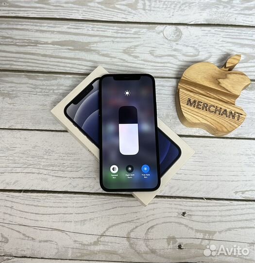 iPhone 12, 64 ГБ