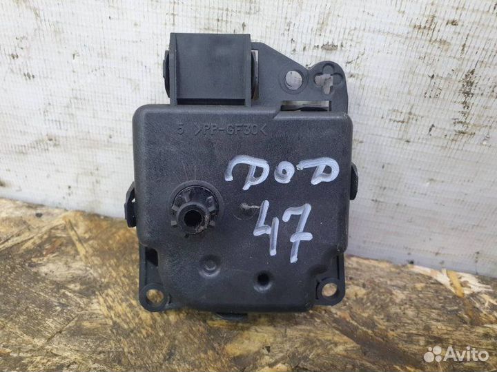 Заслонка печки Dodge Grand Caravan 5 3.8 2010