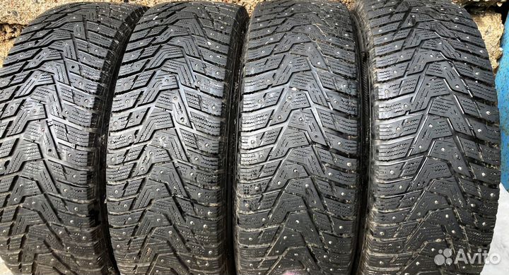 Hankook Winter I'Pike RS2 W429 215/65 R16