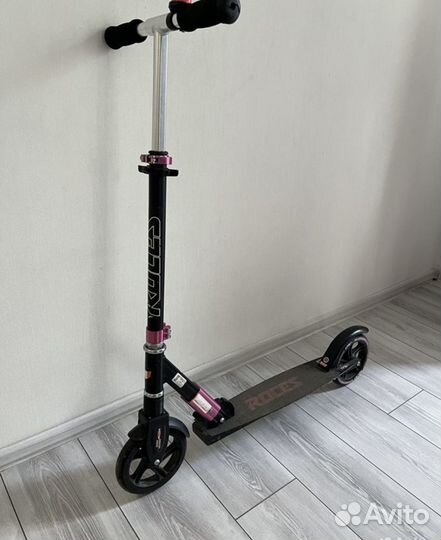 Самокат складной Roces 175