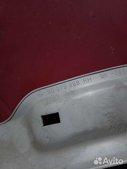 Накладка задней стойки Opel omega b омега б