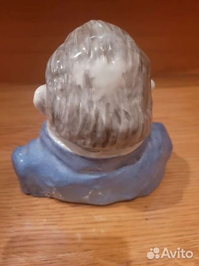 Бюст Москвина, Кукрыниксы