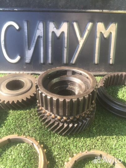 Шестерня передачи Octavia Tour