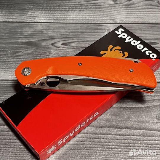 Нож Spyderco Subvert Orange