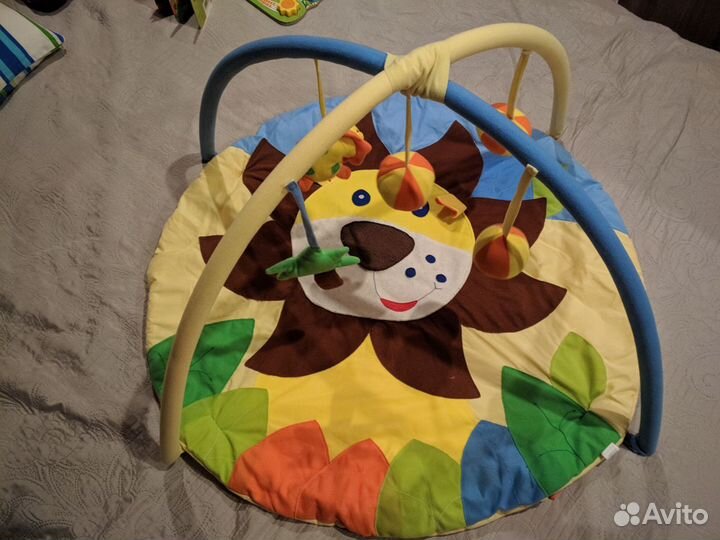 Развивающий коврик