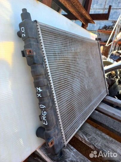 Радиатор охлаждения Geely Emgrand X7 2011—2016